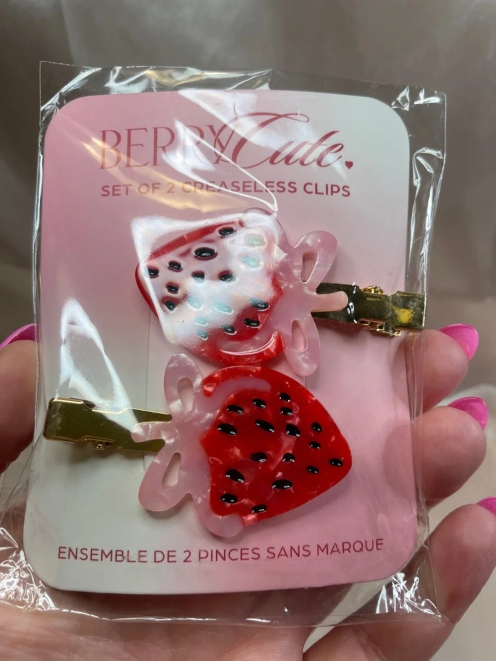 Anthropologie Berry Cute Crease Free Clips NWT